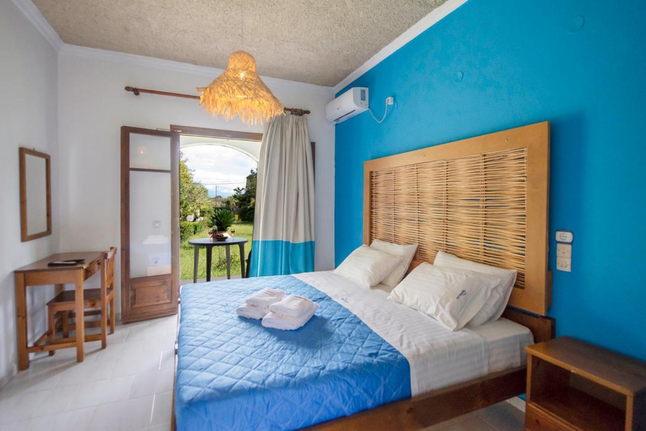 Villa Spyridoula Studios On The Beach Sidárion Exterior foto